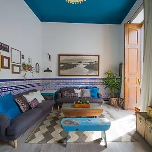 https://aminta-home.in-canary-islands.com